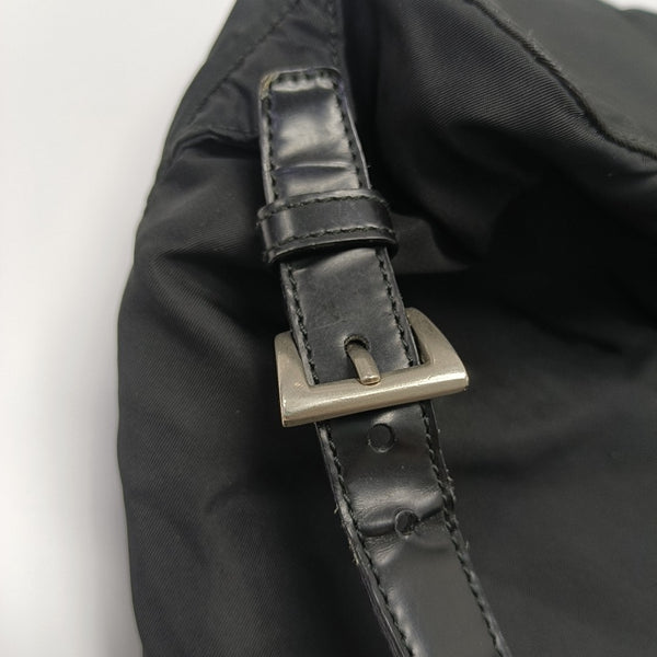 Vela Small Nylon Black