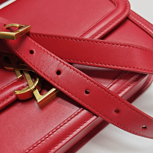 SOLFERINO Medium Calfskin Red