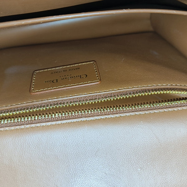 30 Montaigne Calfskin Brown