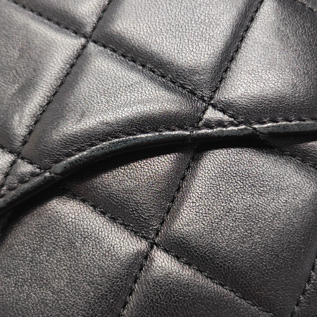 Quilted Lambskin Shoulder Bag Black