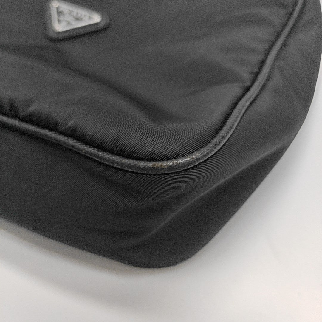 Re-Edition2005 Nylon Black