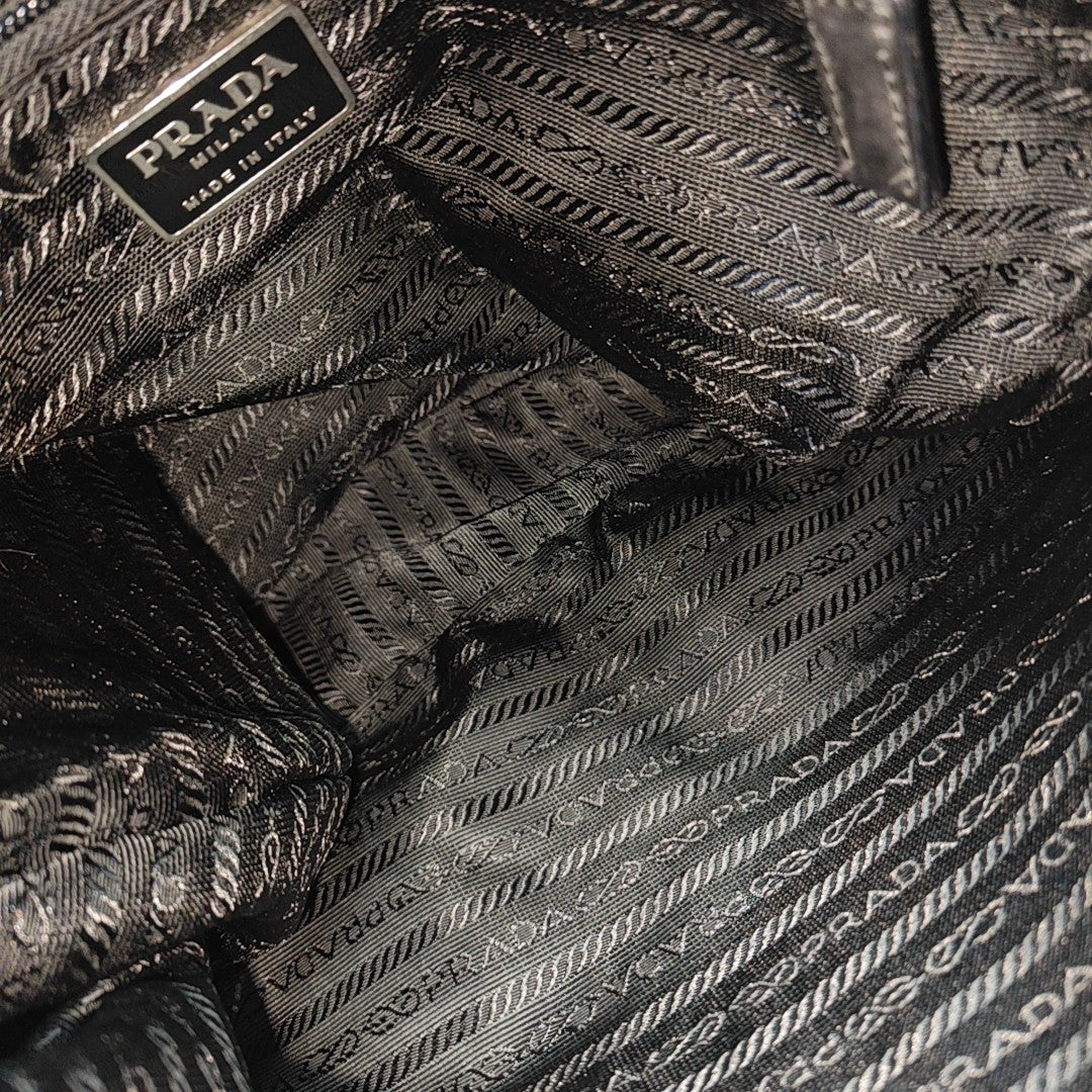 Vela Messenger Bag Nylon Black