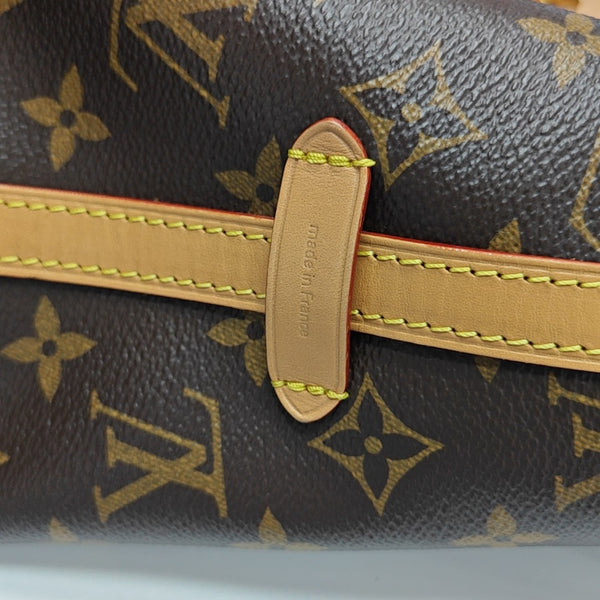 CARRYALL PM Monogram Coated Canvas Brown