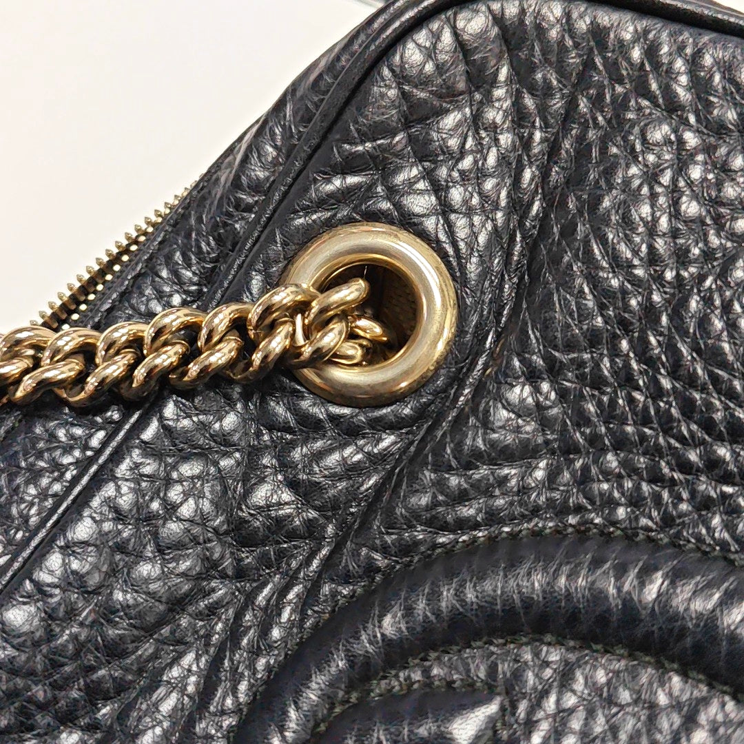 Soho Medium Calfskin Black