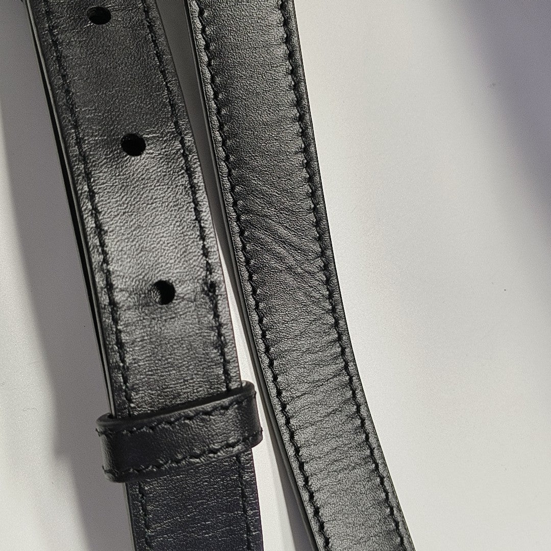 LE 37 Calfskin Black