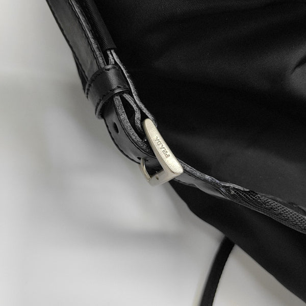 Re-Nylon Medium Nylon Black