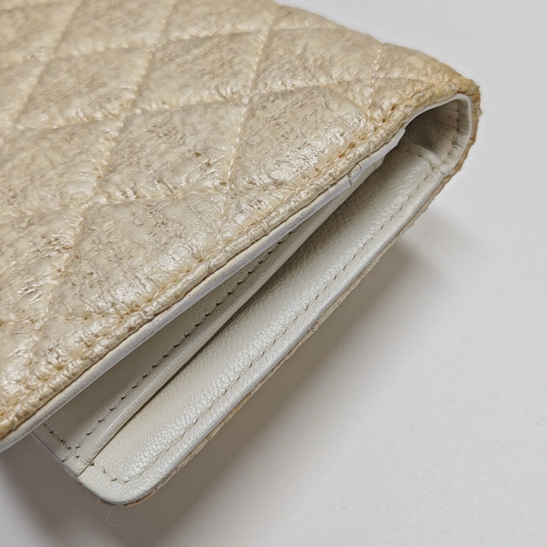 Quilted Special Material Wallet Beige