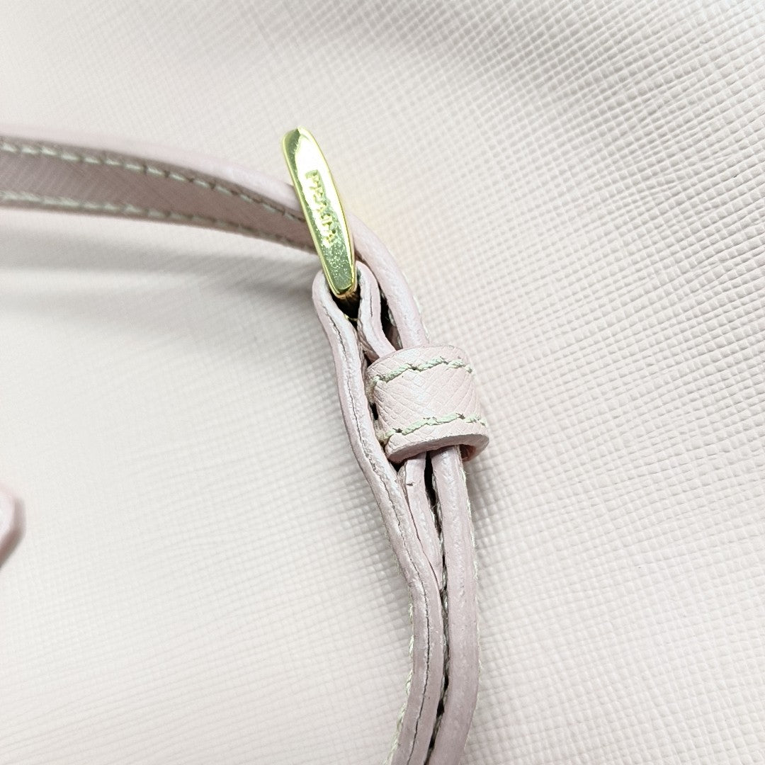 Galleria Small Saffiano Calfskin Pink