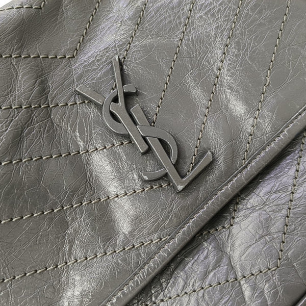 NIKI Medium Chevron Calfskin Gray