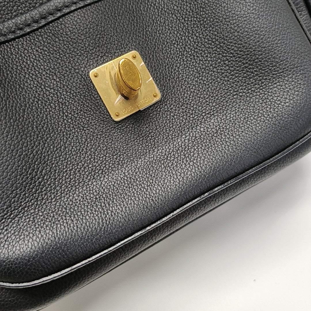 LOCKME TENDER PM Calfskin Black