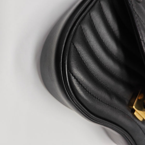 NEW WAVE PM Quilted Calfskin Black