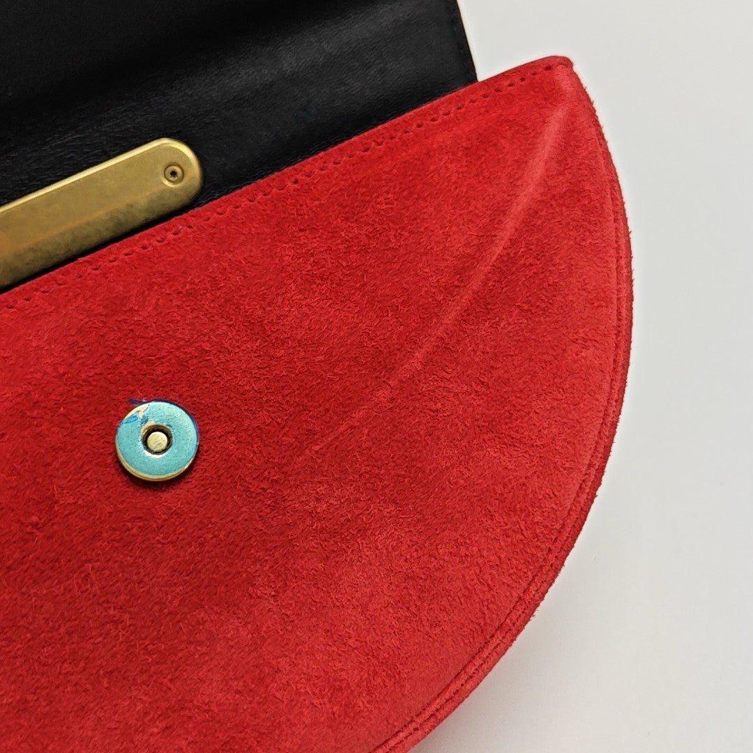 Opera Suede Red