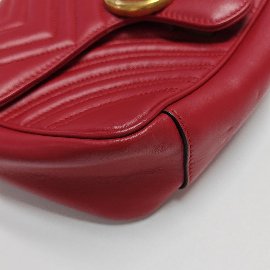 GG Marmont Medium Quilted Calfskin Red