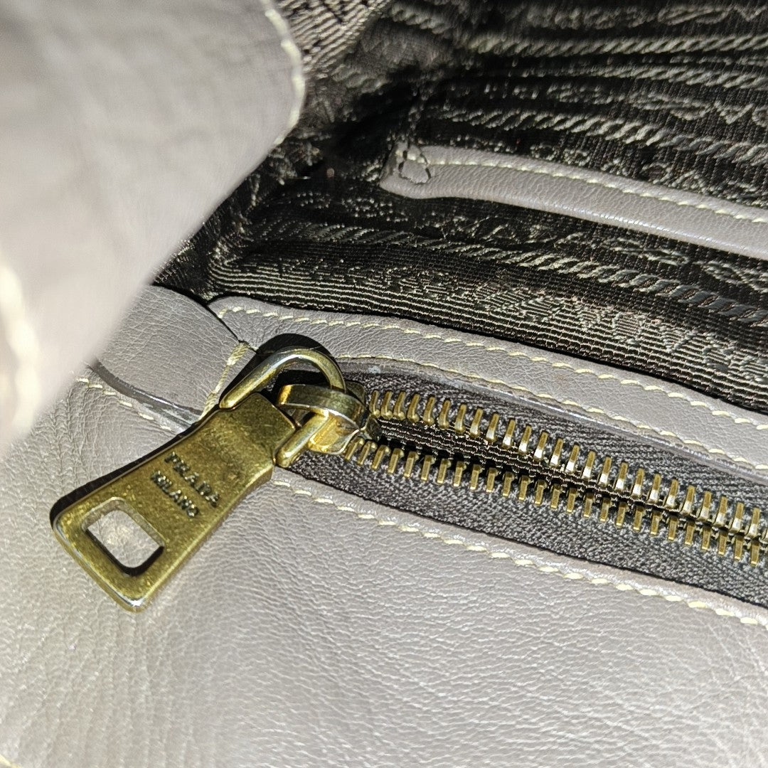 Teal Vitello Daino Front Zip Tote Calfskin Gray