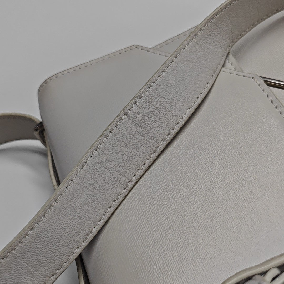 The Clip Calfskin White