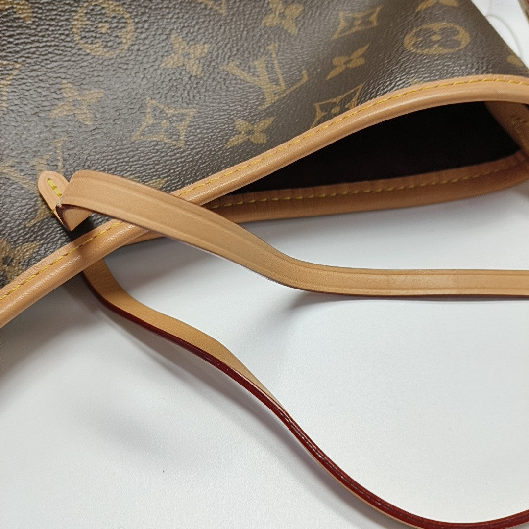 CARRYALL PM Monogram Coated Canvas Brown