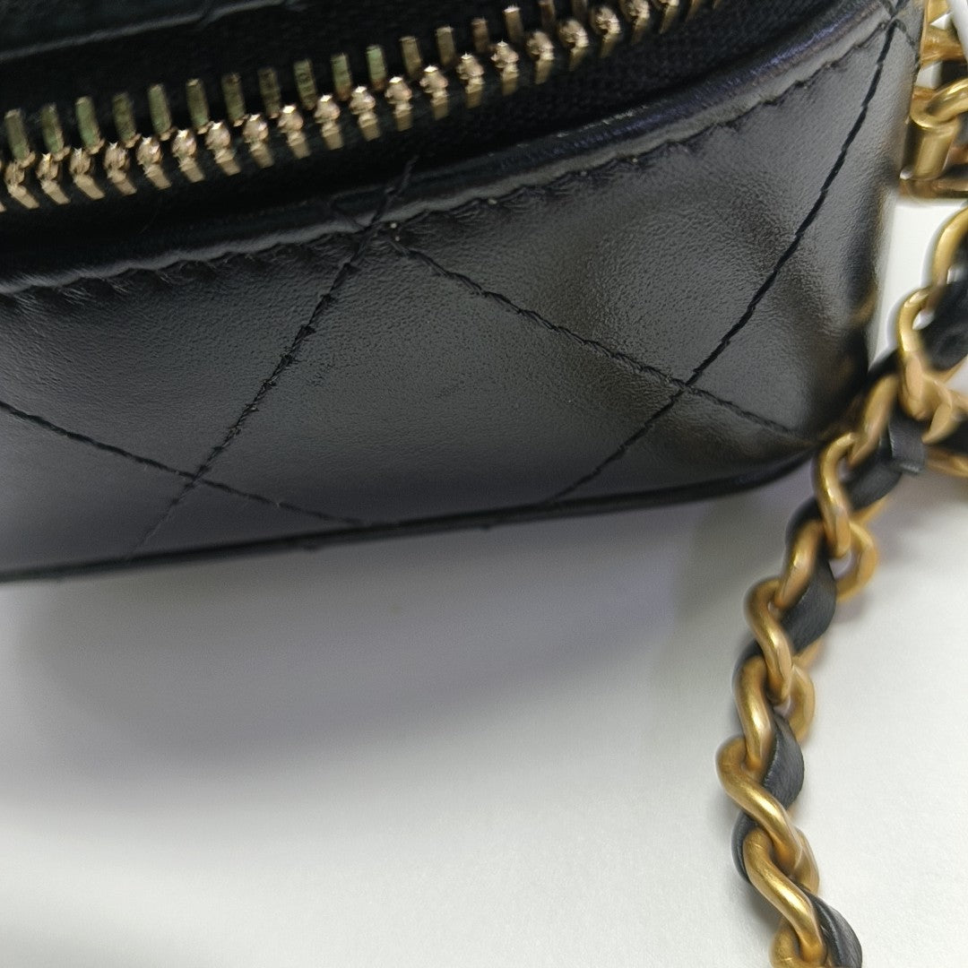 Quilted Calfskin Shoulder Bag Black
