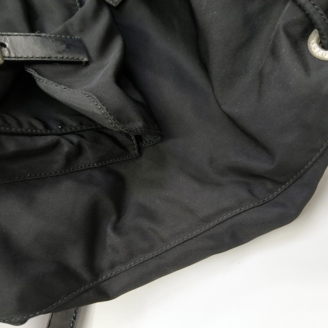 Re-Nylon Medium Nylon Black