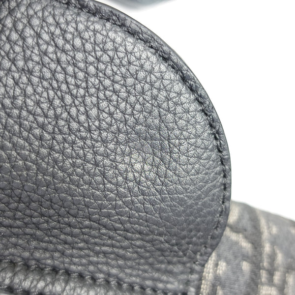 Saddle Medium Canvas Gray