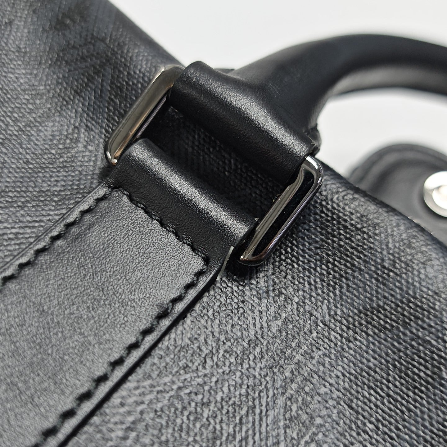 Lingot Oblique Canvas Black