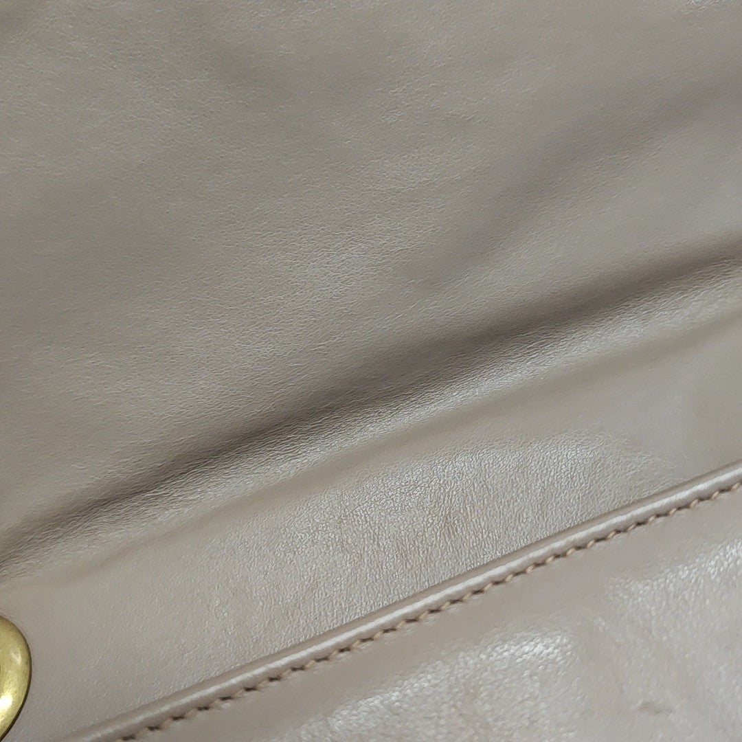 GG Marmont Medium Quilted Calfskin Beige