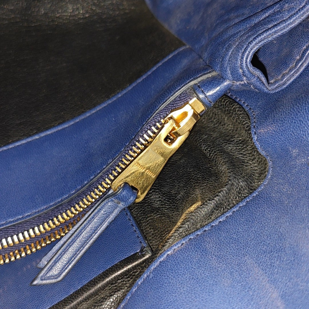 Quilted Lambskin Shoulder Bag Blue