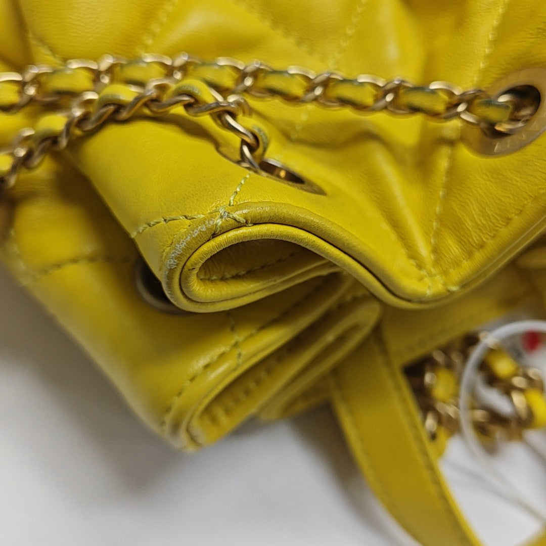 DRAWSTRING Quilted Lambskin Yellow