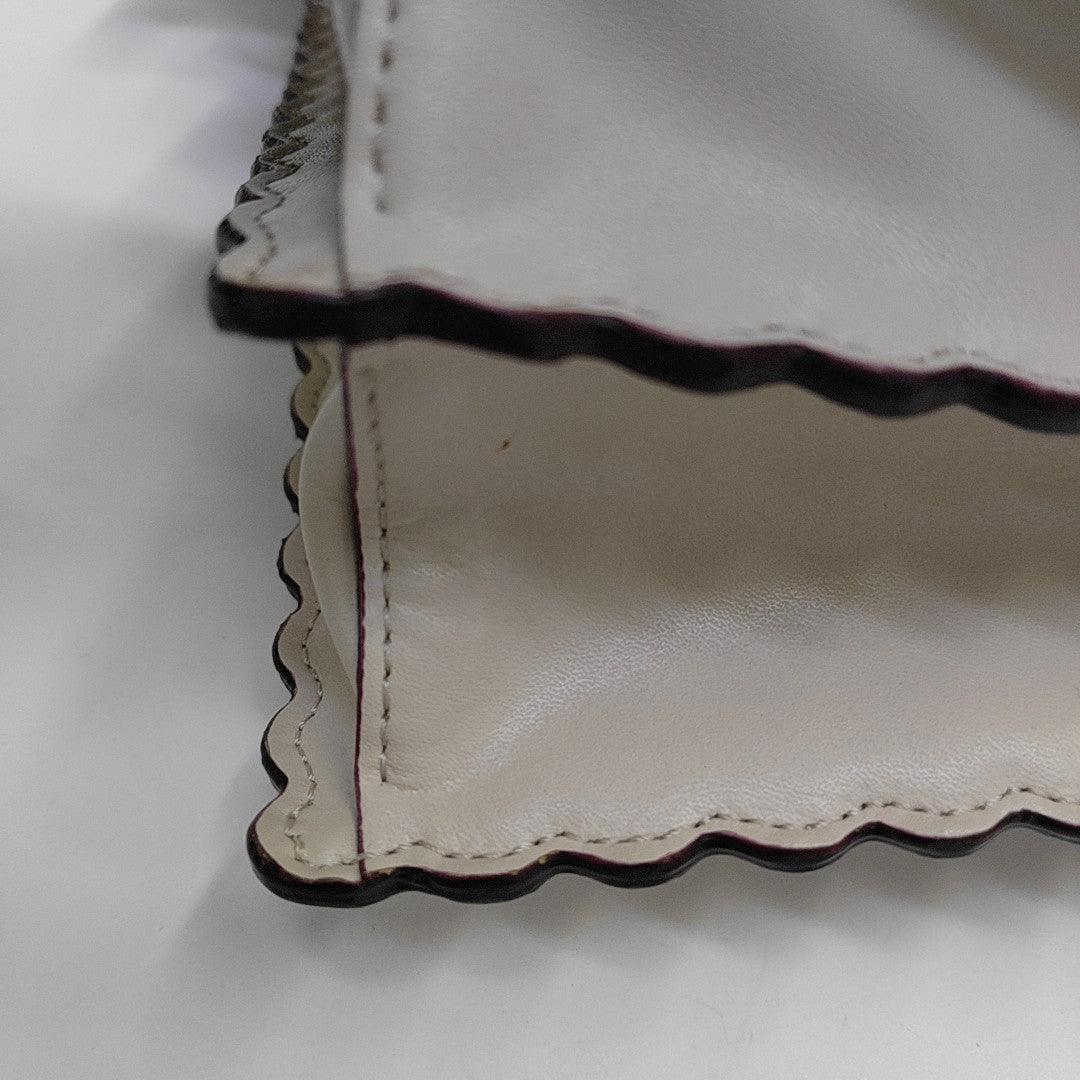 Kan I Medium Calfskin White