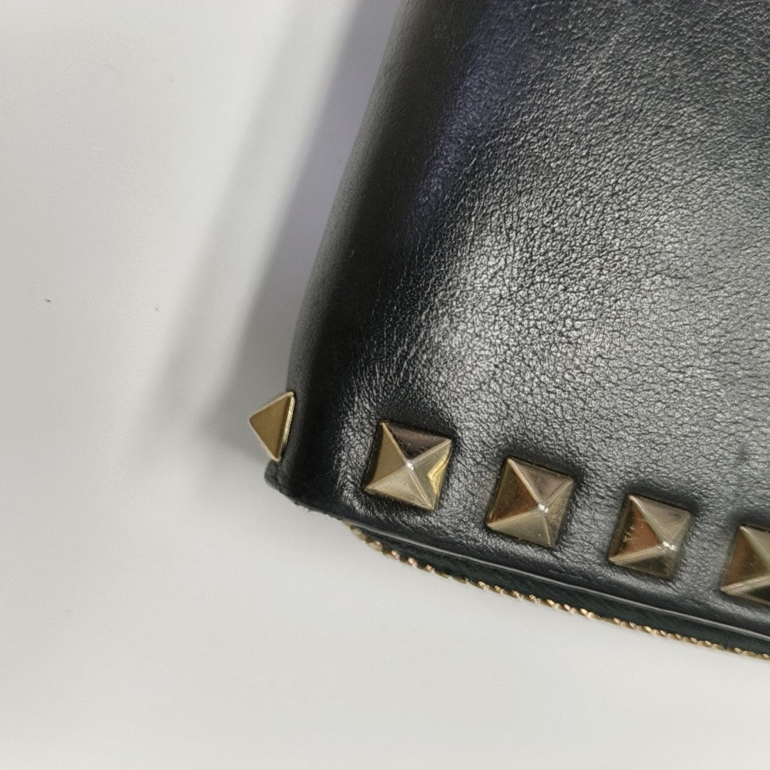 Rockstud Calfskin Black Wallet