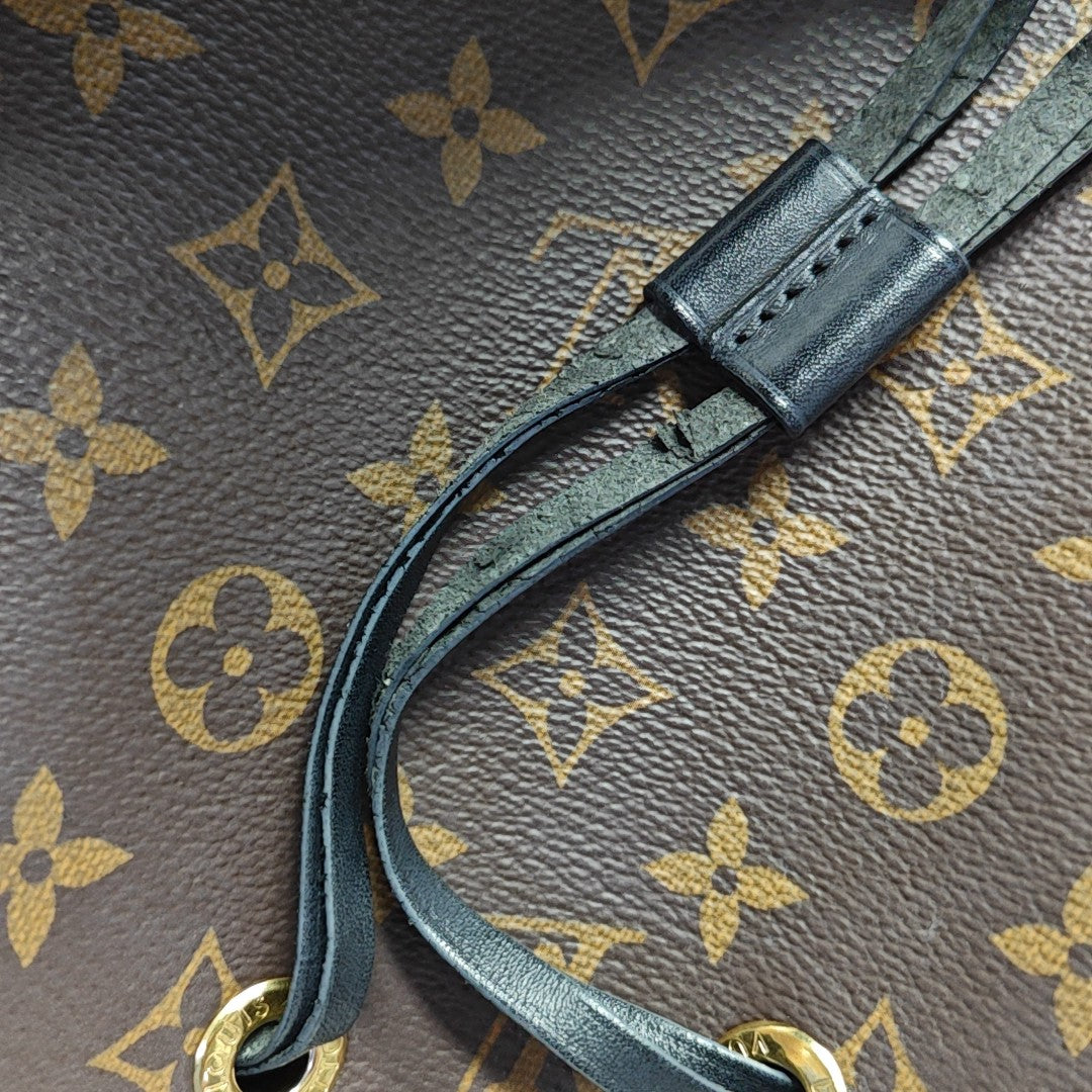 NÉONOÉ MM Monogram Coated Canvas Brown