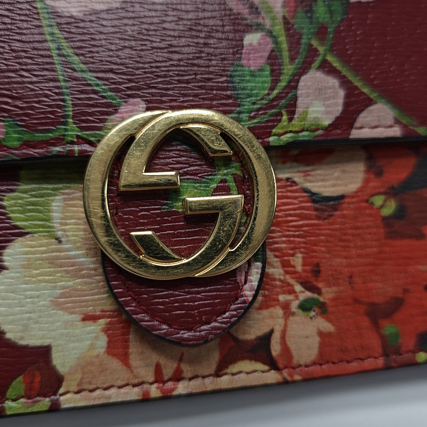 Interlocking G Small Calfskin Red