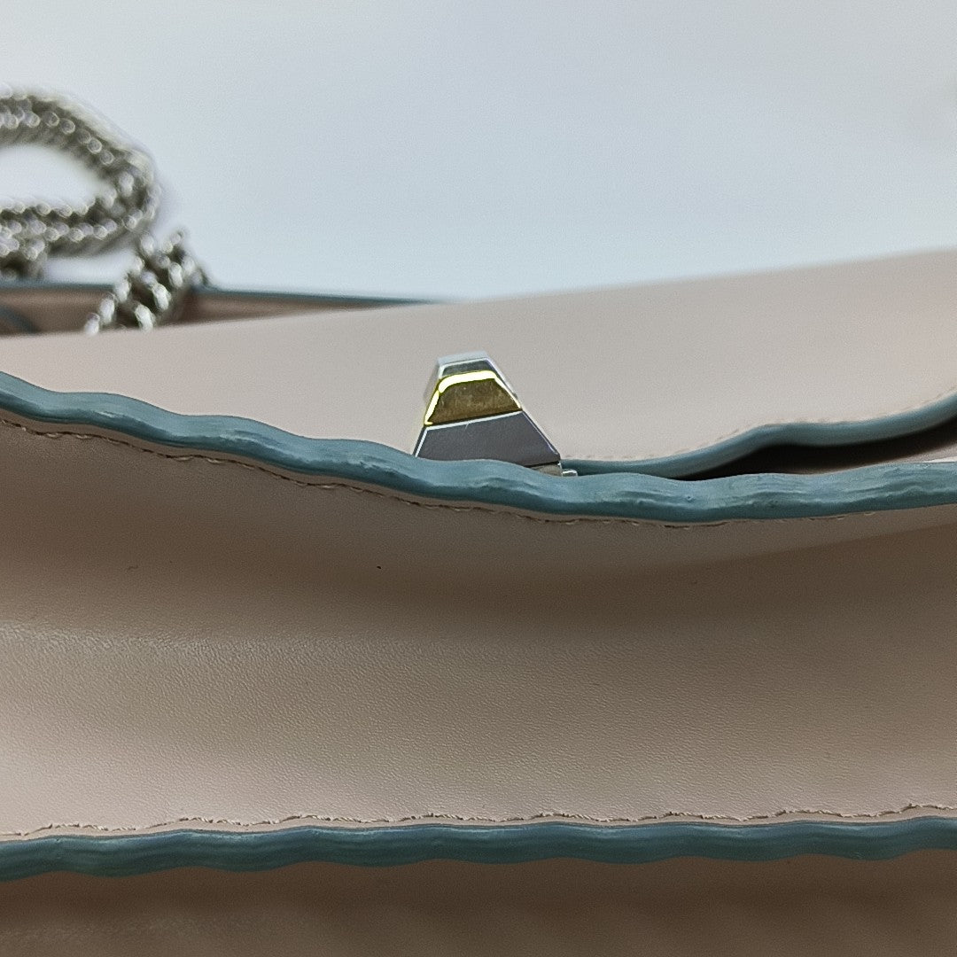 Kan I Medium Calfskin Pink