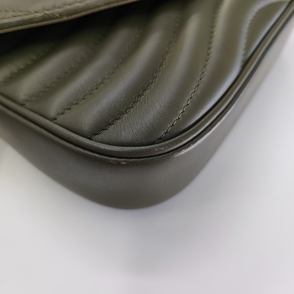 NEW WAVE Quilted Calfskin Green