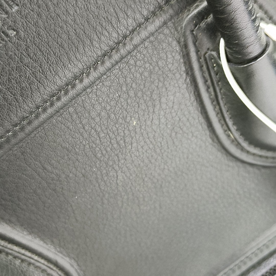 PHANTOM Calfskin Black