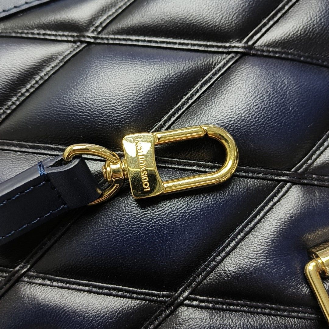 ALMA BB Quilted Lambskin Blue
