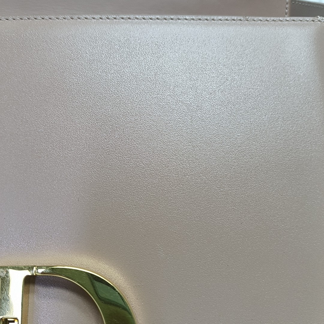 30 Montaigne Calfskin Pink