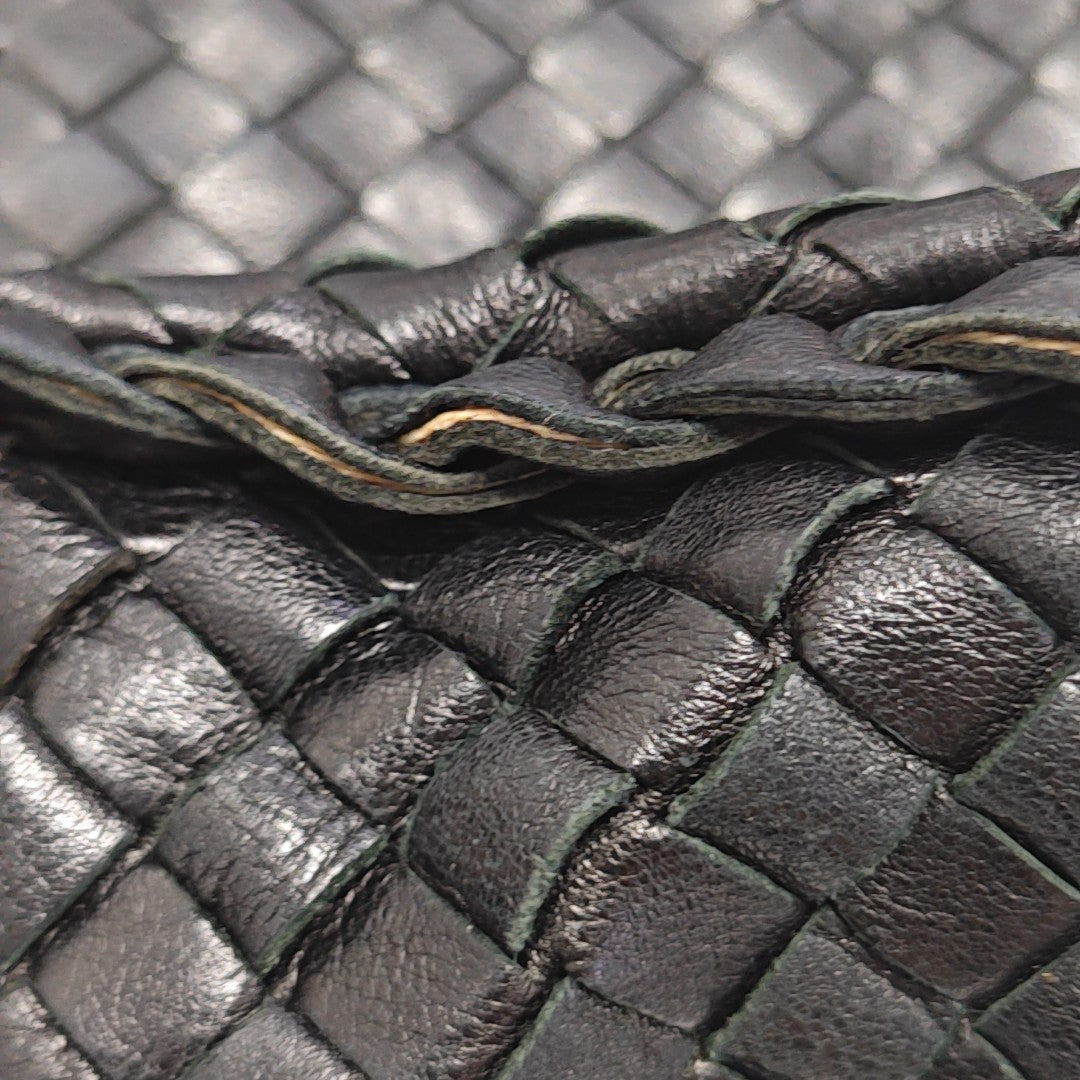 Veneta Lambskin Black