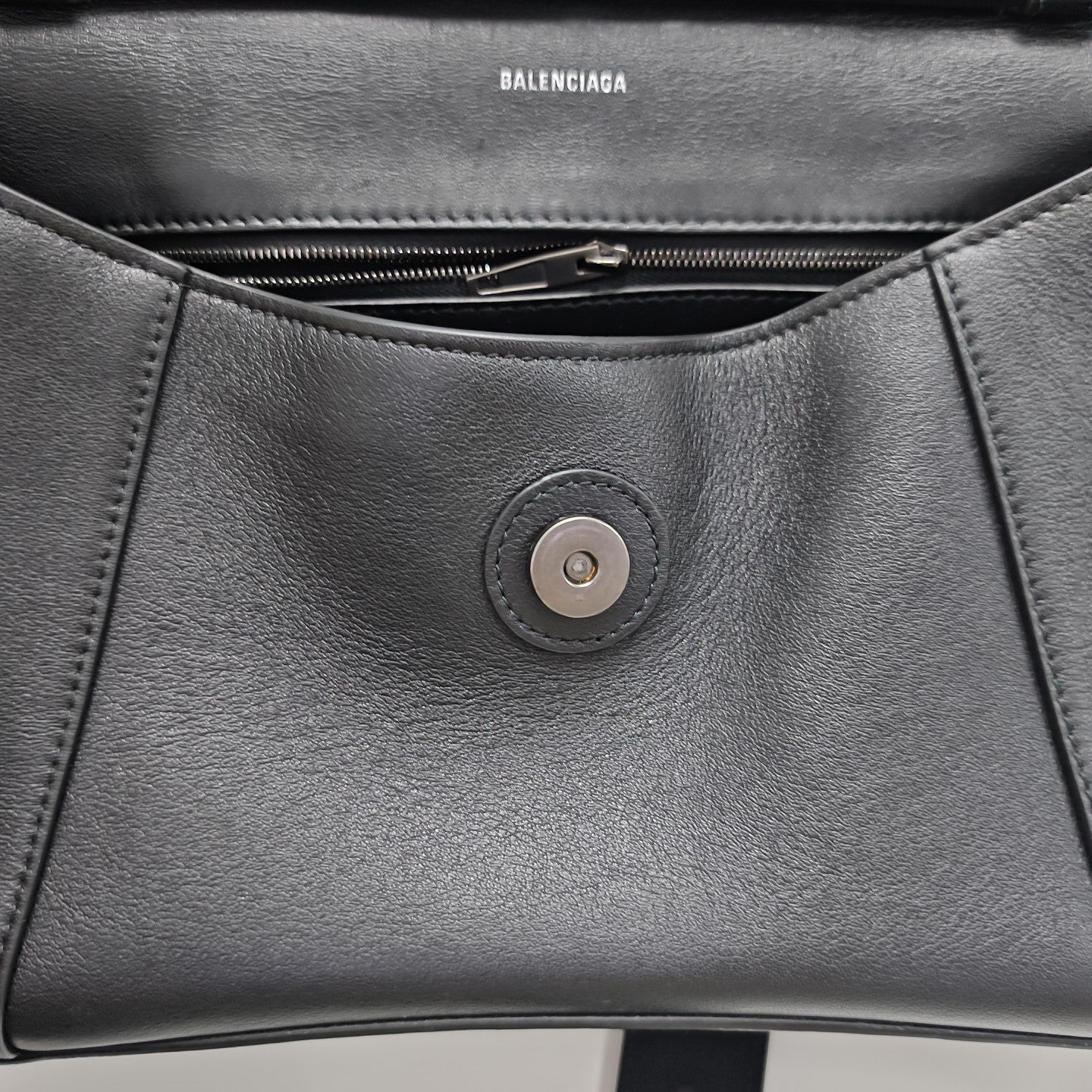 Downtown Calfskin Black