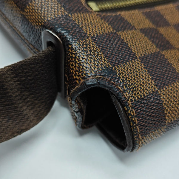 BROOKLYN MM Damier Ebene Coated Canvas Brown