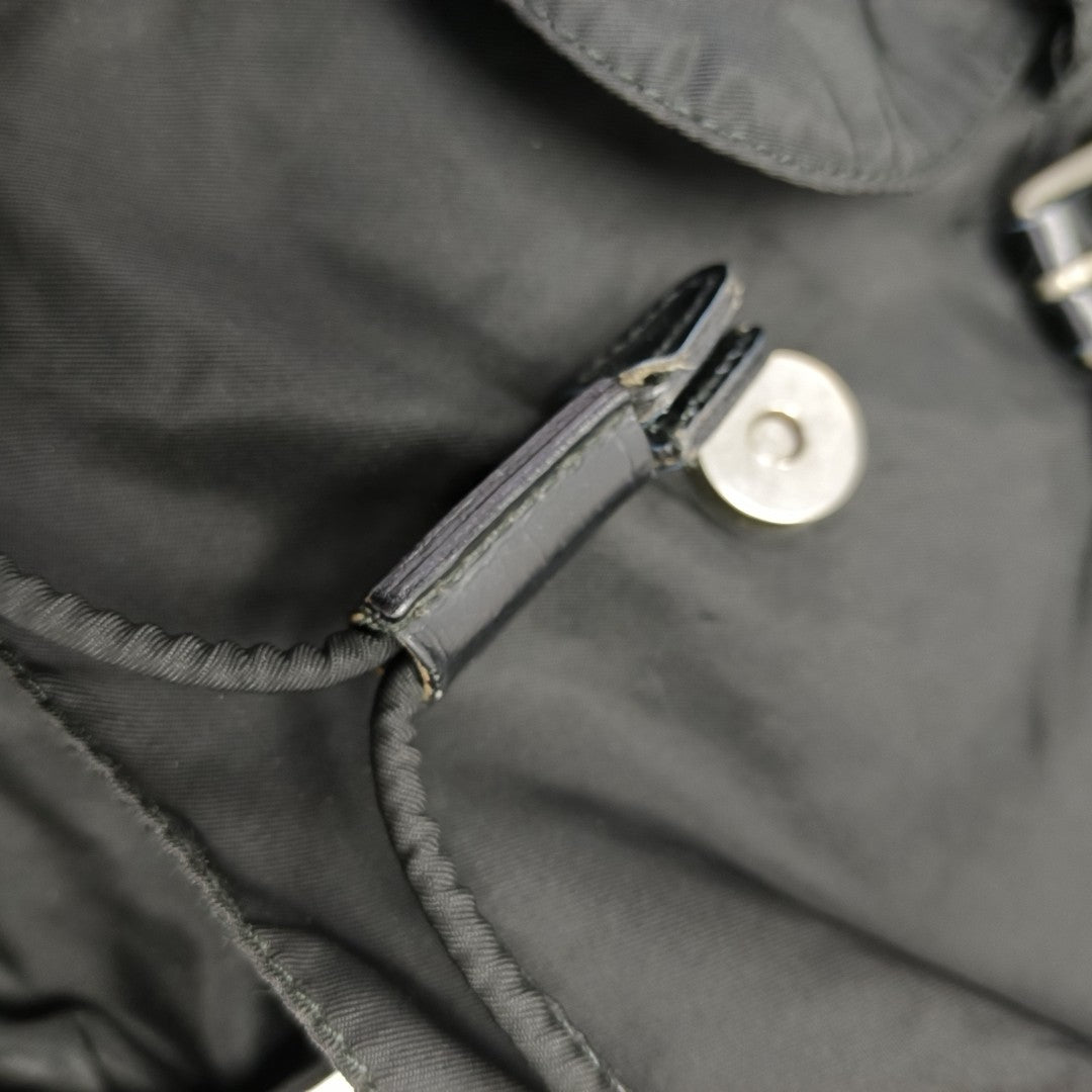 Re-Nylon Medium Nylon Black