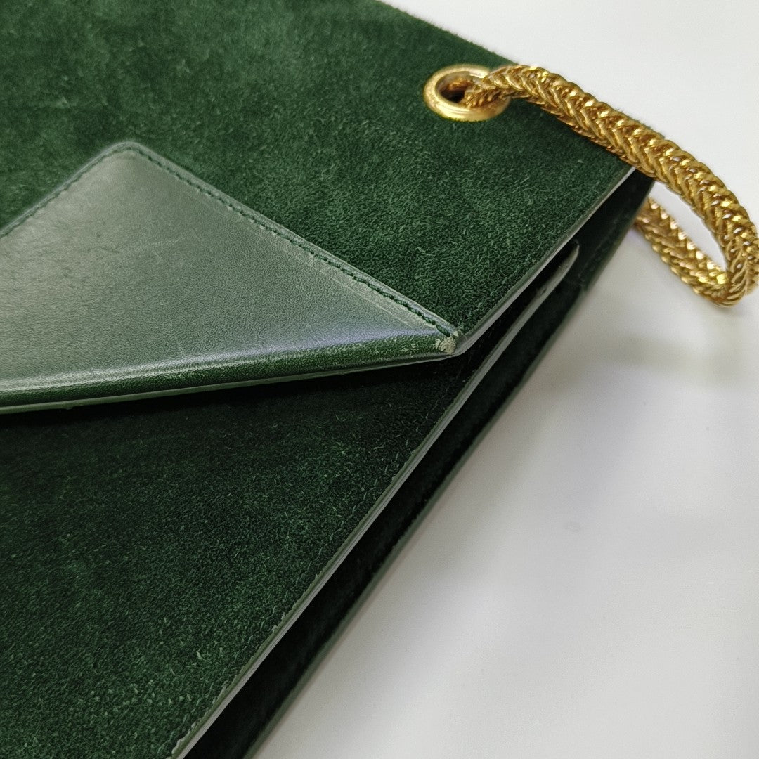 VINTAGE BETTY Suede Green