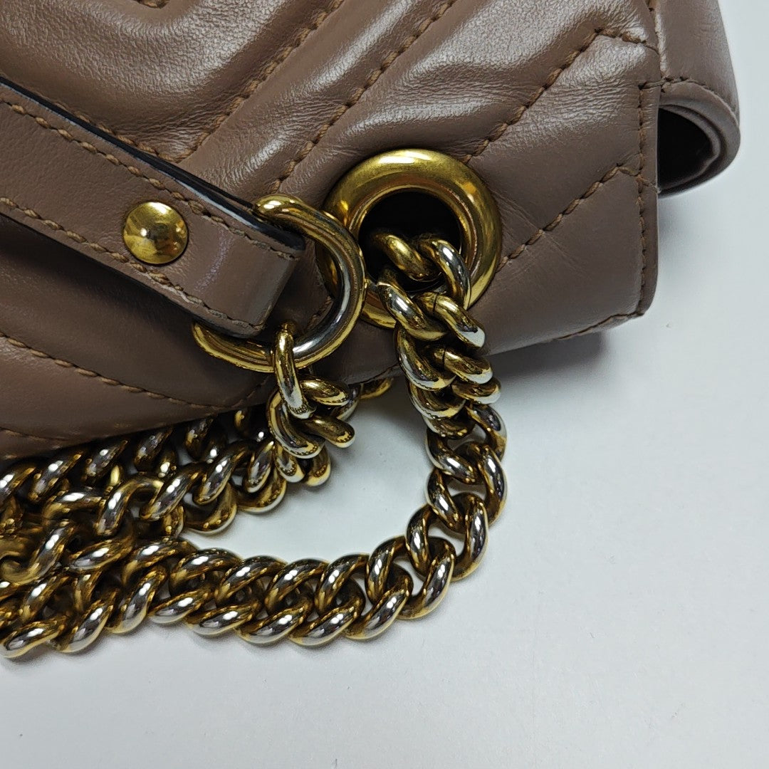 GG Marmont Medium Quilted Calfskin Beige