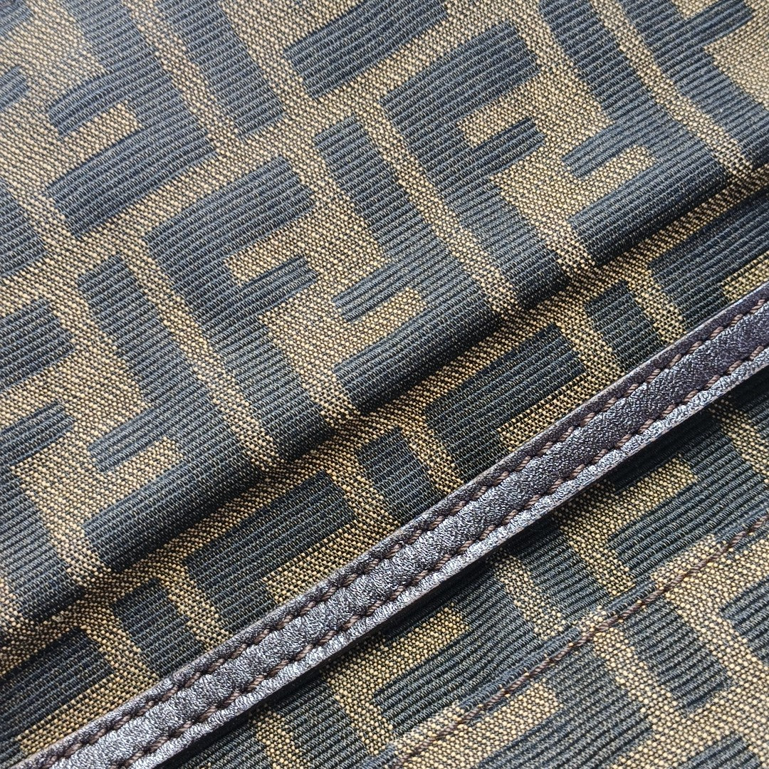 Canvas Shoulder Bag Brown