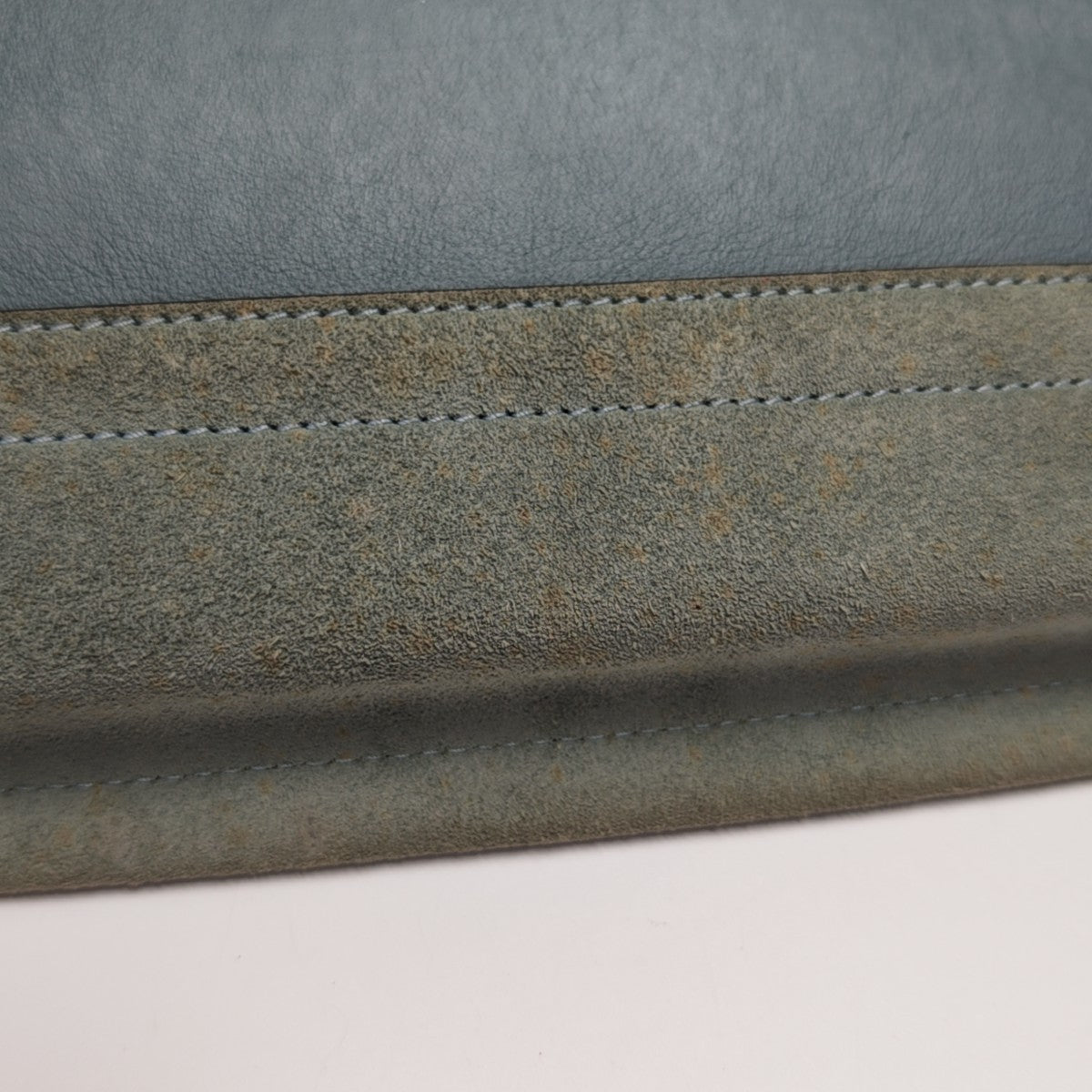 Faye Medium Calfskin Blue