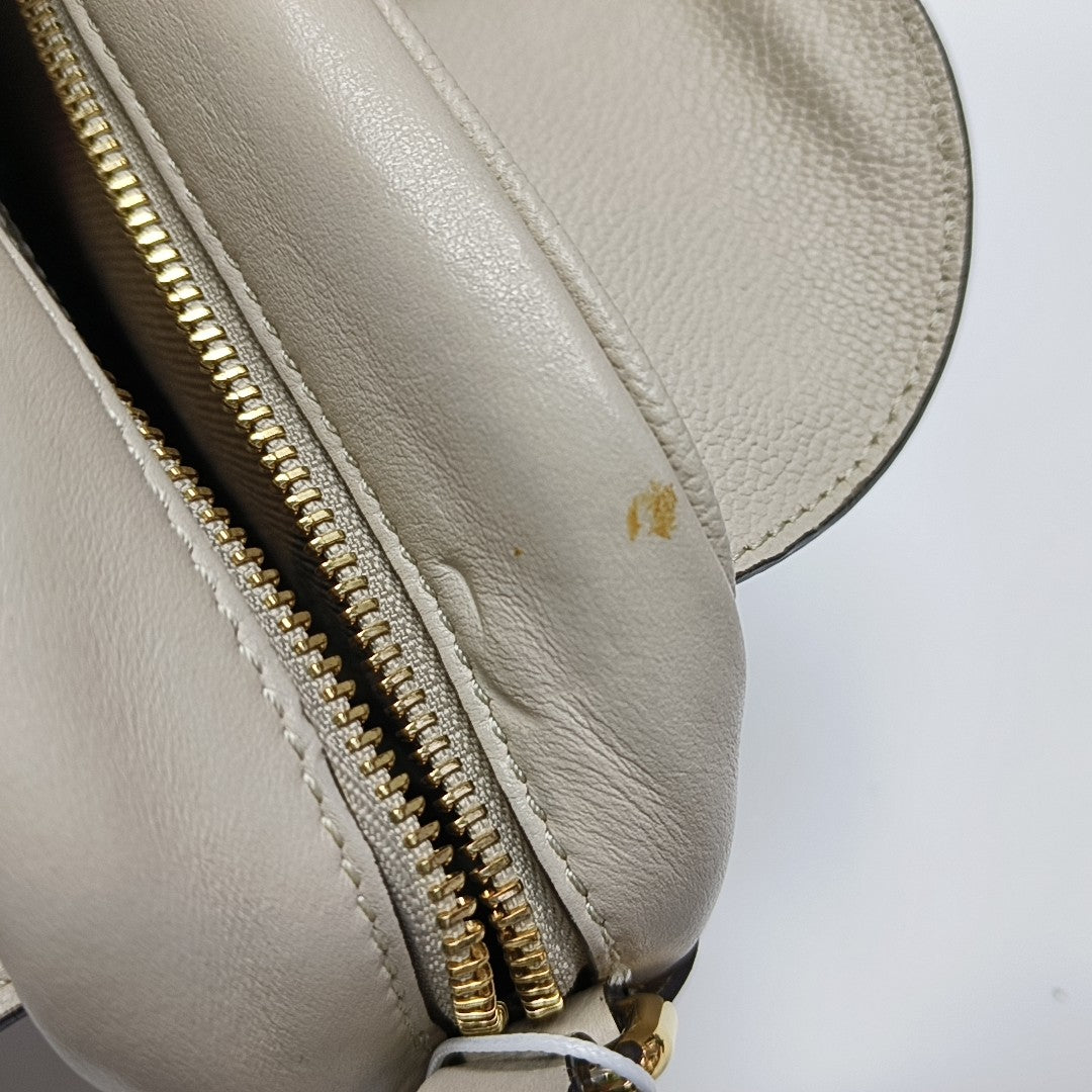 Buckle Calfskin Beige