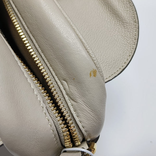 Buckle Calfskin Beige