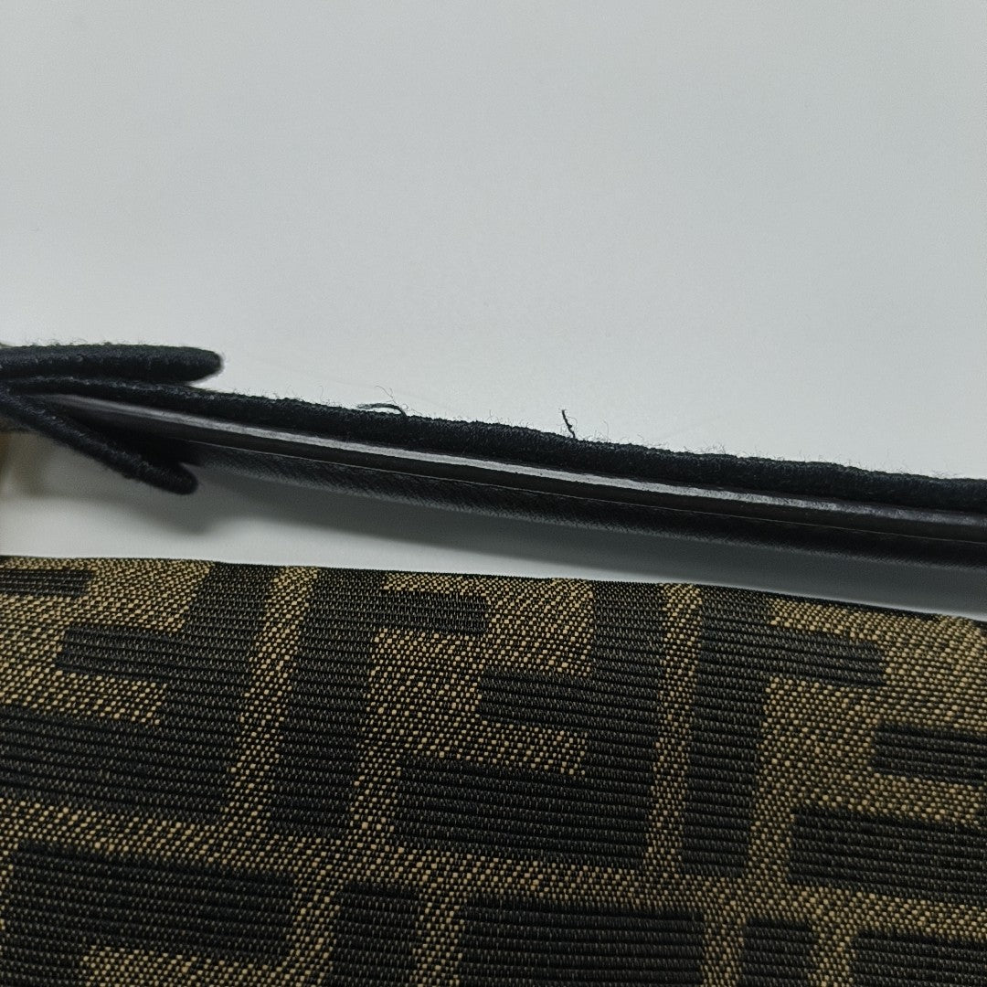 Baguette Medium Canvas Brown