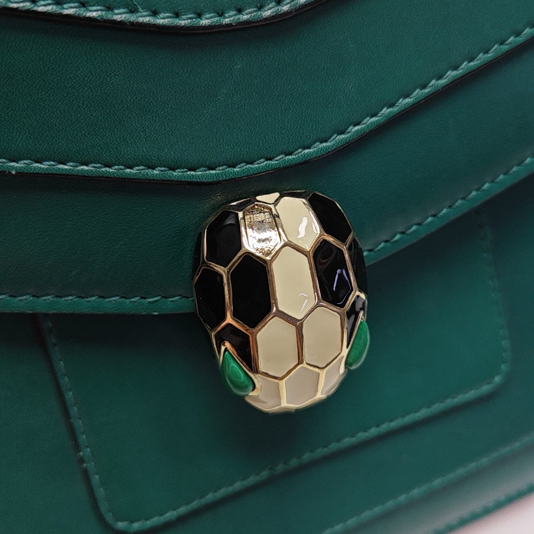 SERPENTI FOREVER Small Calfskin Green