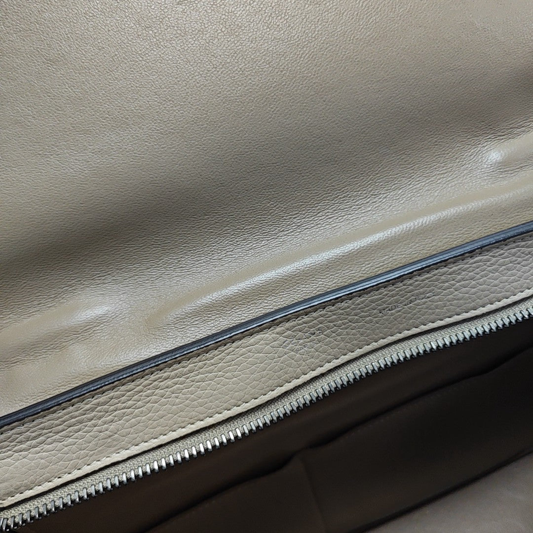 TRAPEZE Small Calfskin Beige