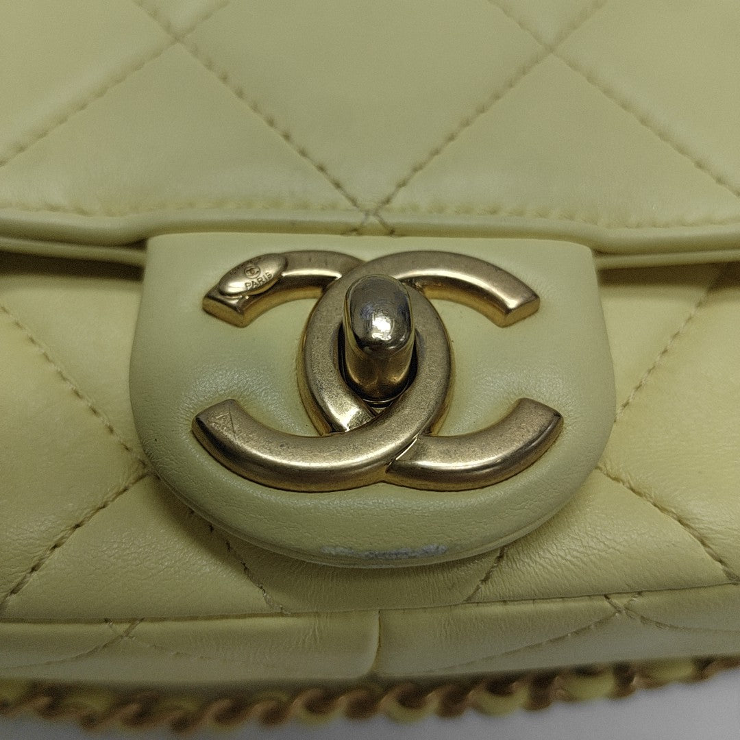 Quilted Lambskin Shoulder Bag Yellow